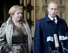 Putyin feleségével, Ludmilával