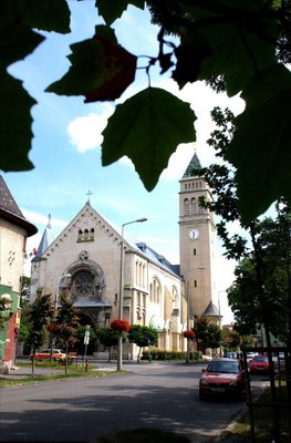A Budapesti Munkás Szent József katolikus templom a Wekertle-telepen
