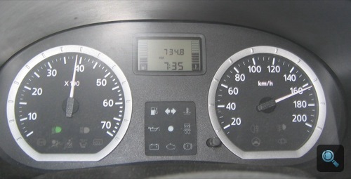 163 km/h-s végsebesség a Dacia sebességmérőjén