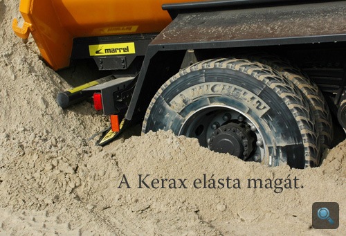 Homokbányában elakadt Renault Kerax kamion kereke