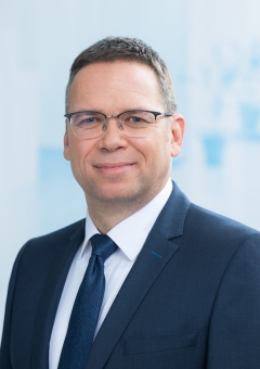 Dr. Fürjes Balázs