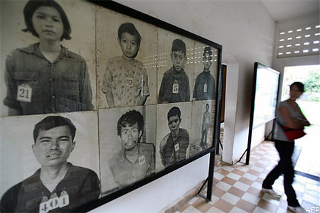 A népirtás áldozatainak múzeuma Phnompenben