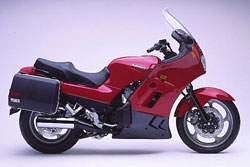 Kawasaki GTR 1000 - 2000