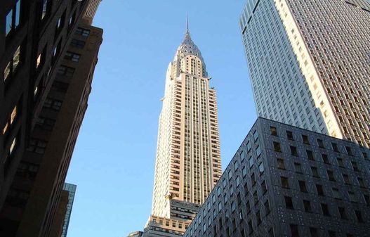 A Chrysler new-yorki épülete, jelzáloggal jócskán megterhelve