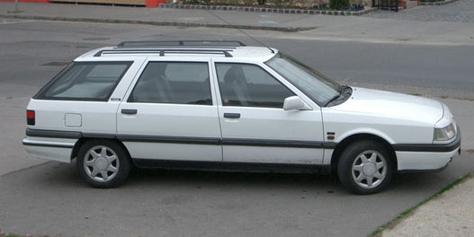 Renault Nevada 2,2 - 1995, +1389 Ft