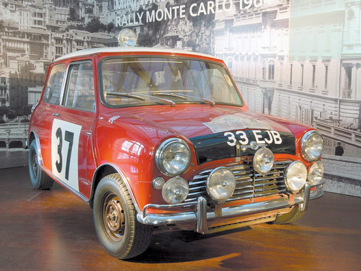 Paddy Hopkirk és Henry Liddon 1964-es Monte Carlo-győztes Mini Coopere
