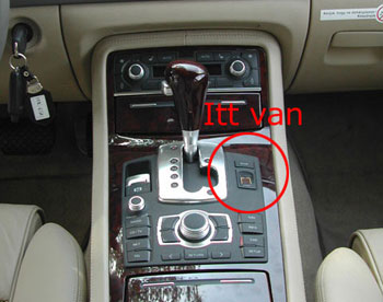 Ujjlenyomatszkenner az Audi A8-ban 