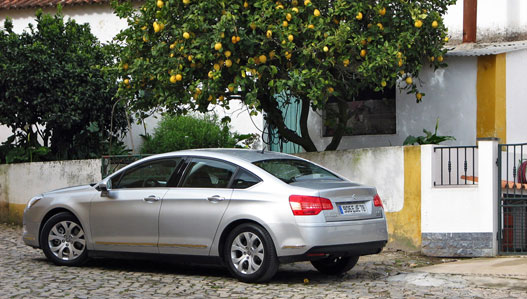 Itthon 2-5 fok este, ott meg érik a citrom. Portugália jó hely